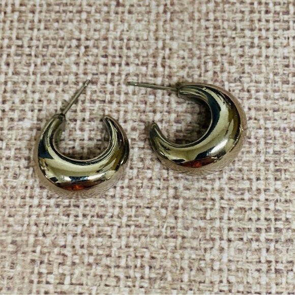 Dainty Earring Bundle   - Picture 2 of 4